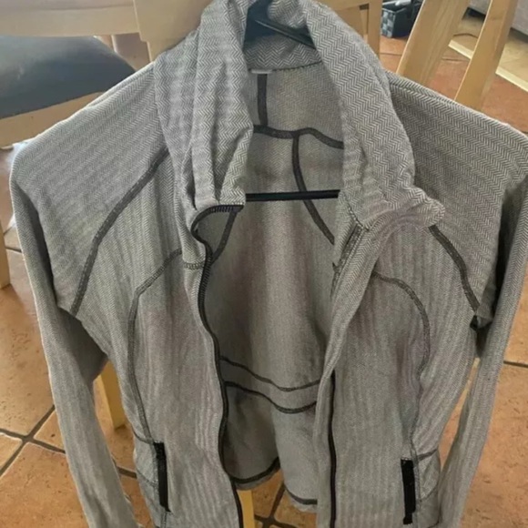 Lululemon Hustle in Your Bustle Heathered Herringbone Peplum Jacket Size 6 - Picture 6 of 8